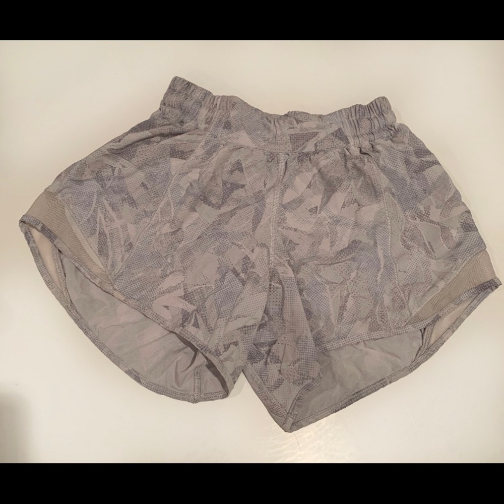 Lululemon hottie hot shorts